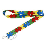 Cordão de Pescoço Estampado com Identificação para Autismo – Porta-Chaves, Celular, Crachá e Apito de Segurança Infantil
